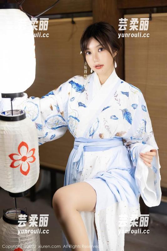 秀人网 - 图包教学：小泡芙winna教室，乱入了一些欢乐元素！