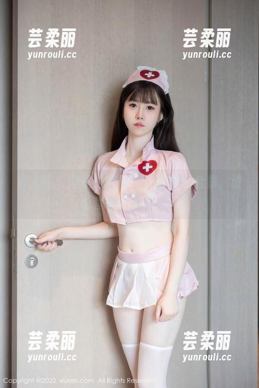 秀人网 - 穿搭达人小逗逗的写真合集,谁说套装只能单一? 秀人网 - 穿搭达人小逗逗的写真合集,谁说套装只能单一?