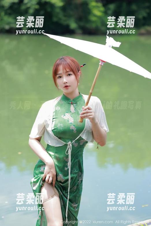 秀人网 - 不下载林文文yooki的礼服写真,你就真的OUT了! 秀人网 - 不下载林文文yooki的礼服写真,你就真的OUT了!