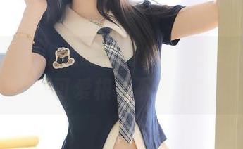 秀人网 – 米妮大萌萌的JK全套作品，面膜和可爱根本不矛盾！