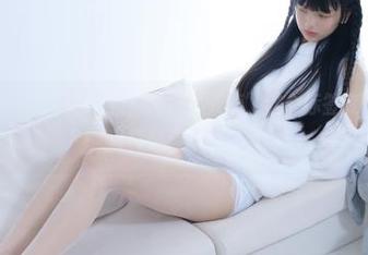稚乖画册 – 看看赤西夜夜如何将“天使”这个标签变得如此迷人，写真精选不容错过！