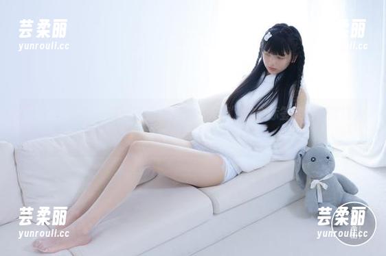稚乖画册 - 看看赤西夜夜如何将“天使”这个标签变得如此迷人，写真精选不容错过！