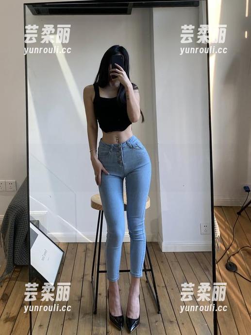 微密圈 - 有粉色的猪陈佩奇的水手服和美图，连海浪都忍不住要上岸喝彩！