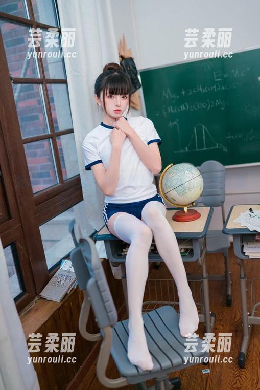 运动服女孩绿，绮太郎kitaro的高清资源，怎么能少得了这个经典造型！