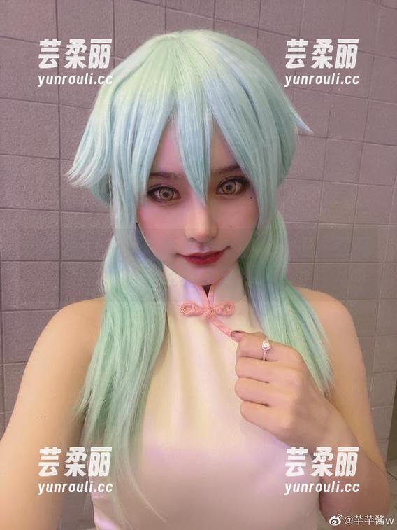 无敌夏日感觉！芊芊酱w的免费资源照亮了我的生活！