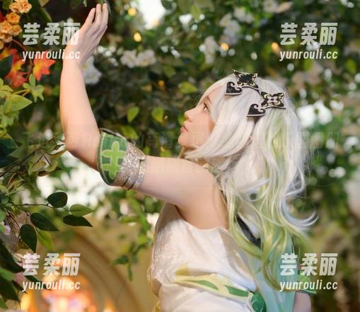 飞进莱可Raika的高清梦境：纳西妲的乐园图册，刺激感官的旅行