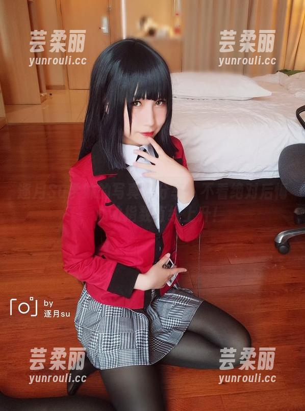 逐月Su学妹的写真集分享：不看绝对后悔，心动指数直线上升！