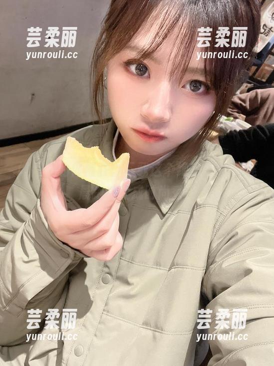 闪月半的体操服：下载这个绝美COS，连晨跑都变成时尚秀！
