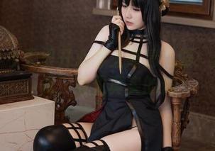 当阿半今天很开心穿上高清礼服：原图无修，看见真实的她
