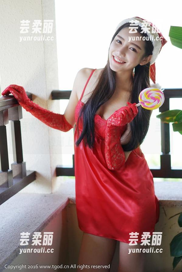 青豆客 - 朱赢Molly的校服作品集：当校服遇上创意，炸裂了！